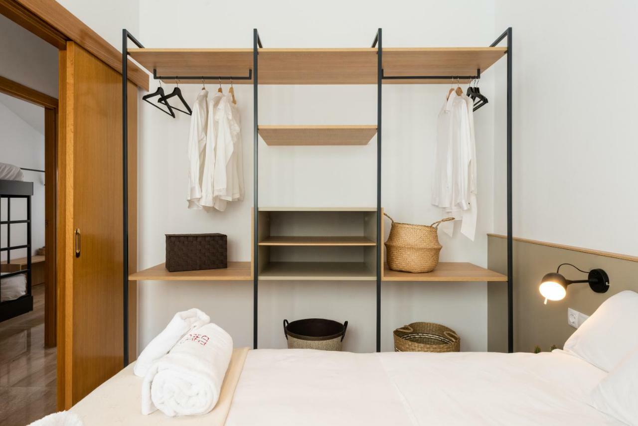 Appartement Petit Luxe Ègara à Terrassa Extérieur photo