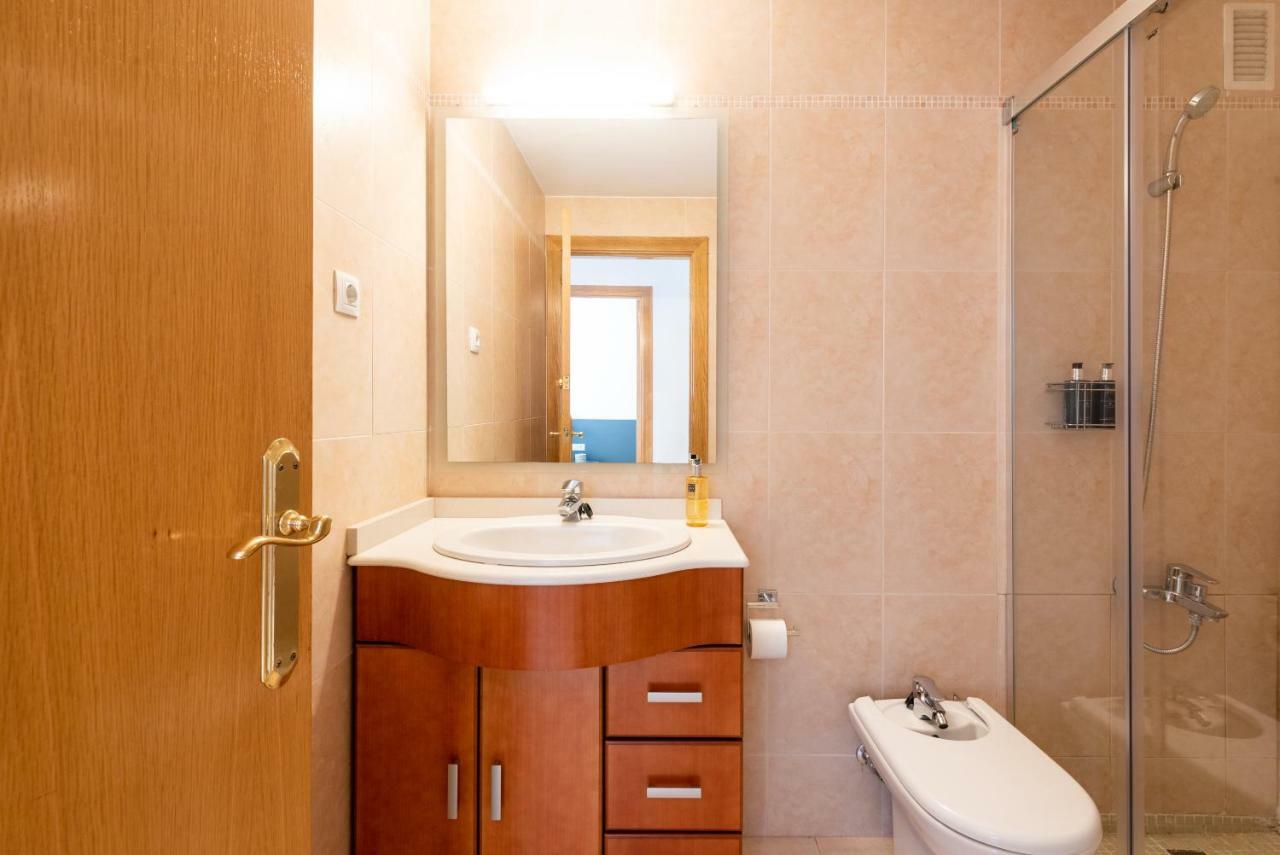 Appartement Petit Luxe Ègara à Terrassa Extérieur photo